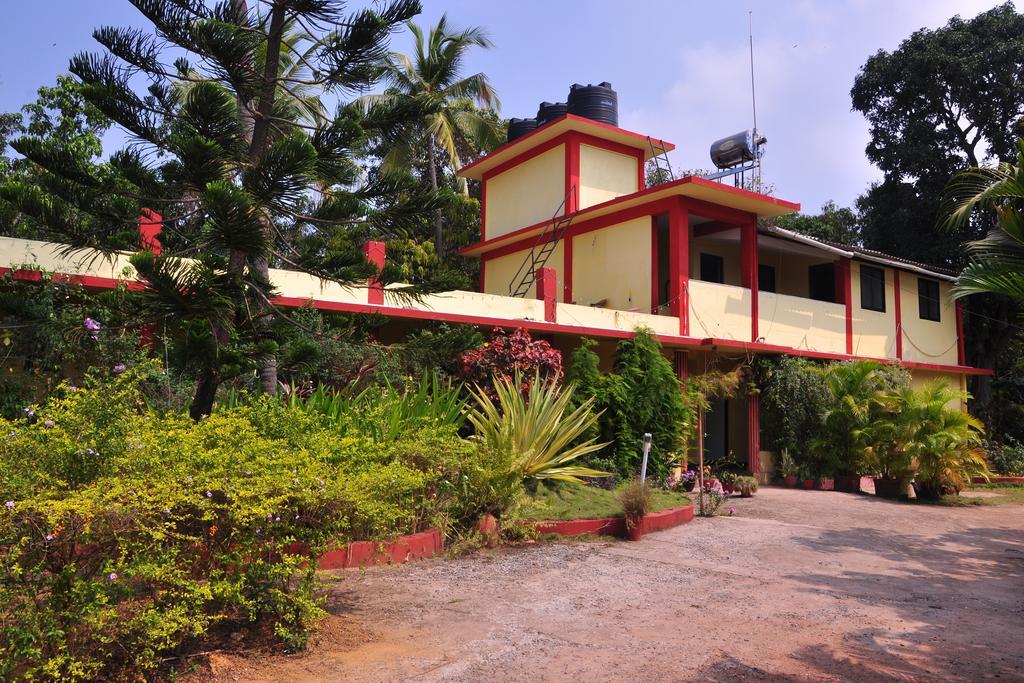 Castelinho'S Home Away From Home Anjuna Exterior photo