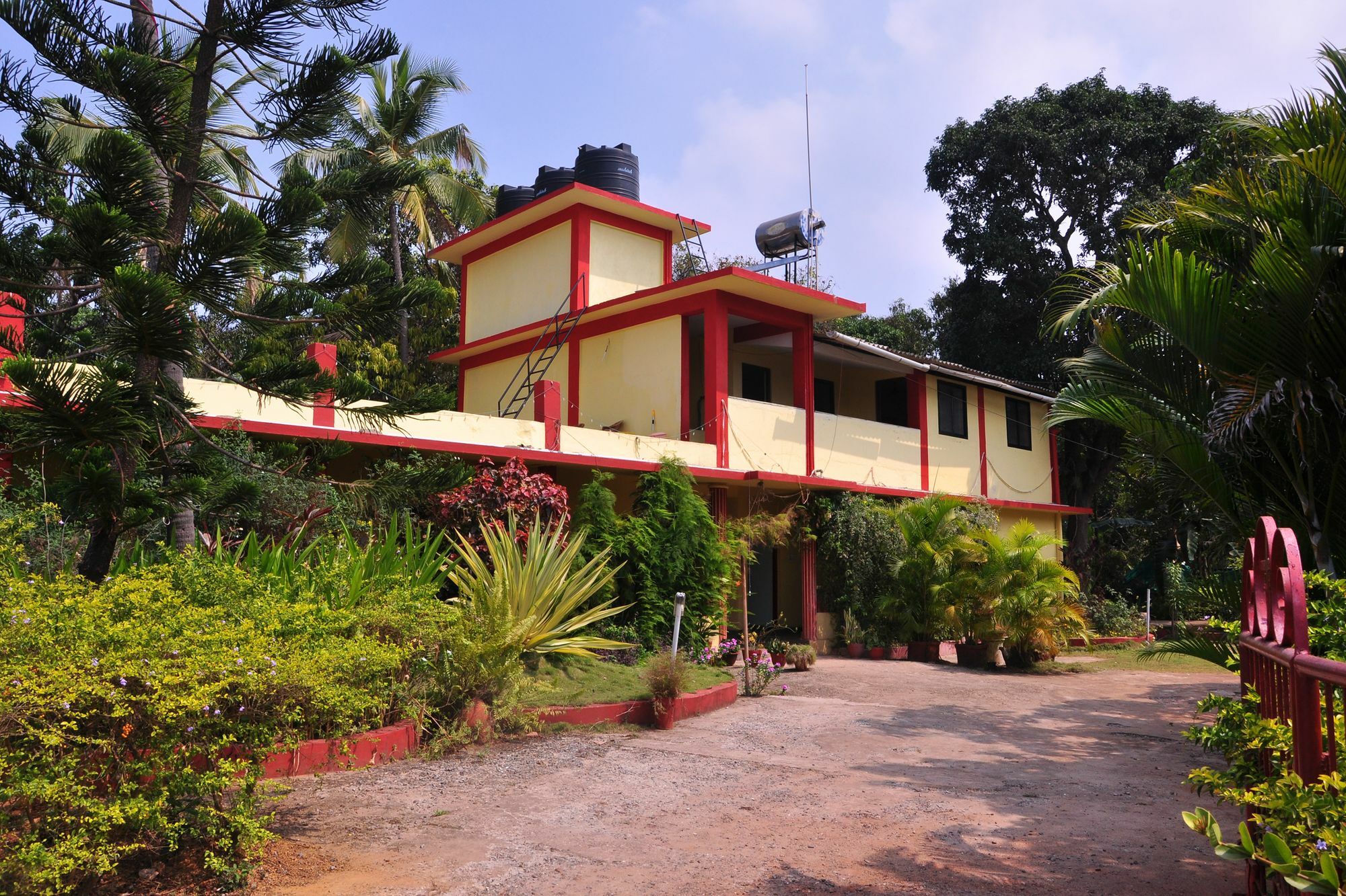 Castelinho'S Home Away From Home Anjuna Exterior photo